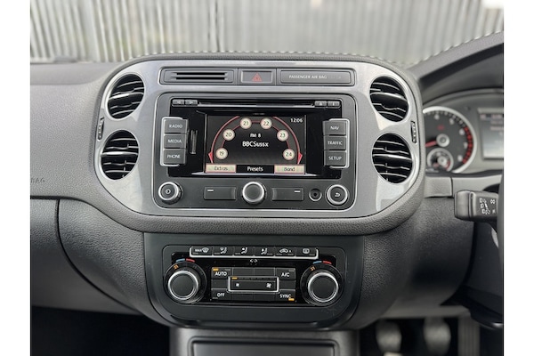 Used Volkswagen Tiguan 2014 for sale - 76210954: Photo 41