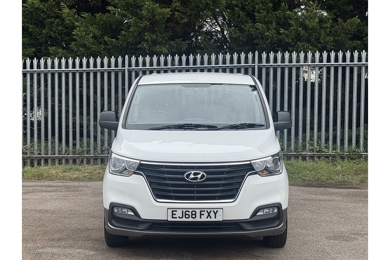 Used Hyundai i800 2018 for sale - 75384625: Photo 3