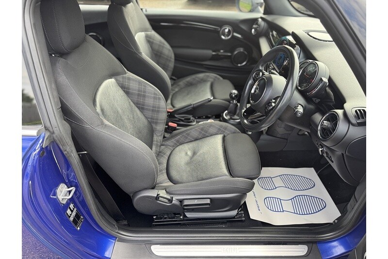 Used MINI Hatch 2018 for sale - 76320274: Photo 16