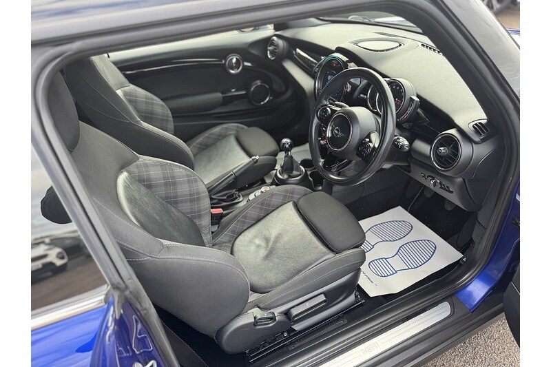 Used MINI Hatch 2018 for sale - 76320274: Photo 17