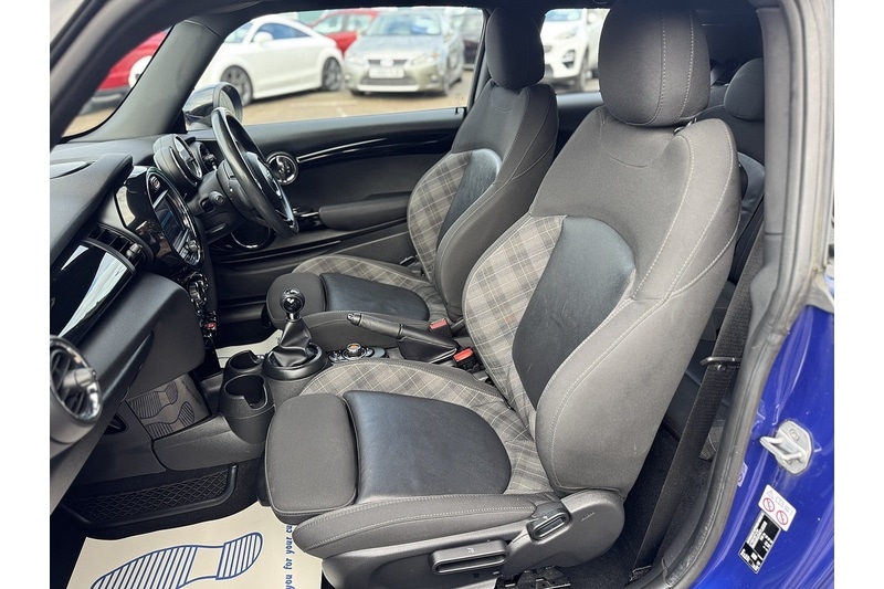 Used MINI Hatch 2018 for sale - 76320274: Photo 18