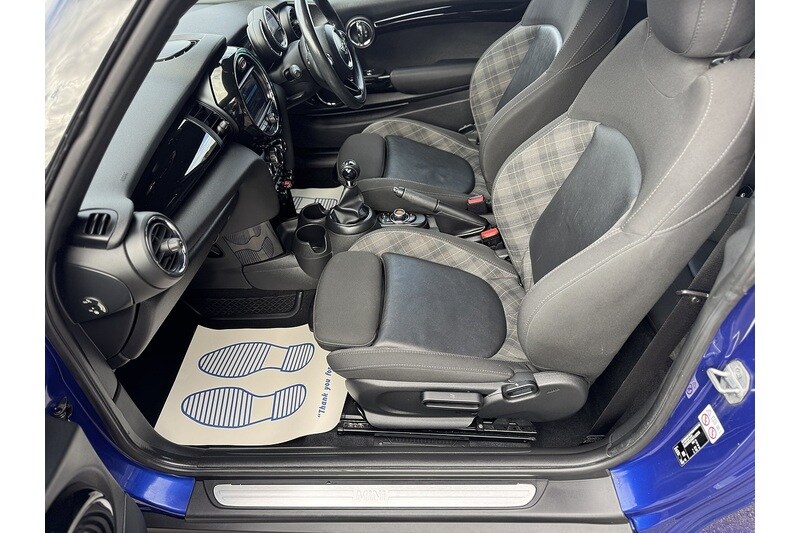 Used MINI Hatch 2018 for sale - 76320274: Photo 19