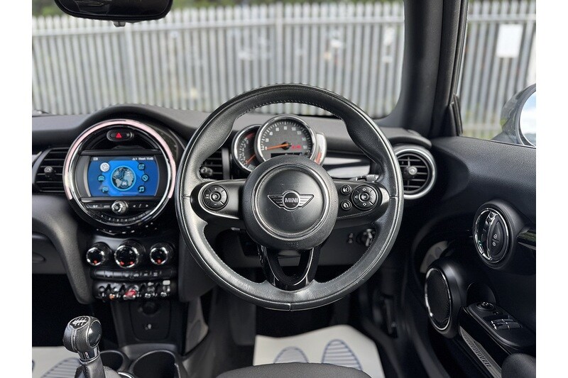 Used MINI Hatch 2018 for sale - 76320274: Photo 21