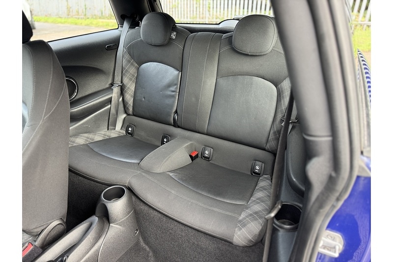 Used MINI Hatch 2018 for sale - 76320274: Photo 23