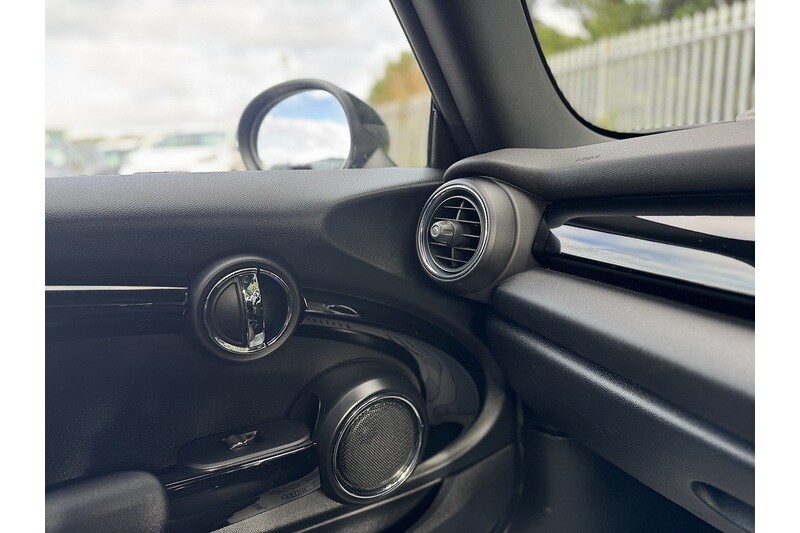 Used MINI Hatch 2018 for sale - 76320274: Photo 30