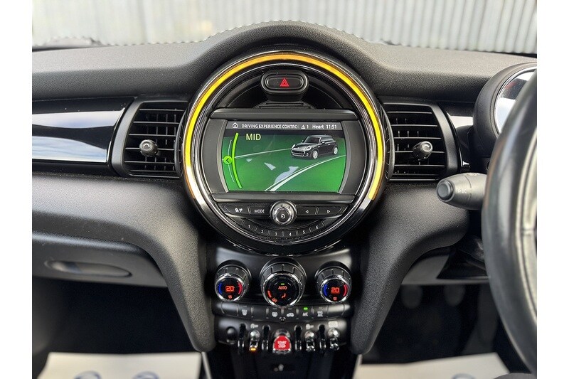 Used MINI Hatch 2018 for sale - 76320274: Photo 36