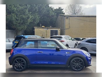 Used MINI Hatch 2018 for sale - 76320274: Photo
