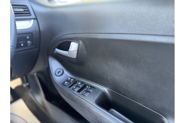 Used Kia Picanto 2017 for sale - 75182202: Photo 27