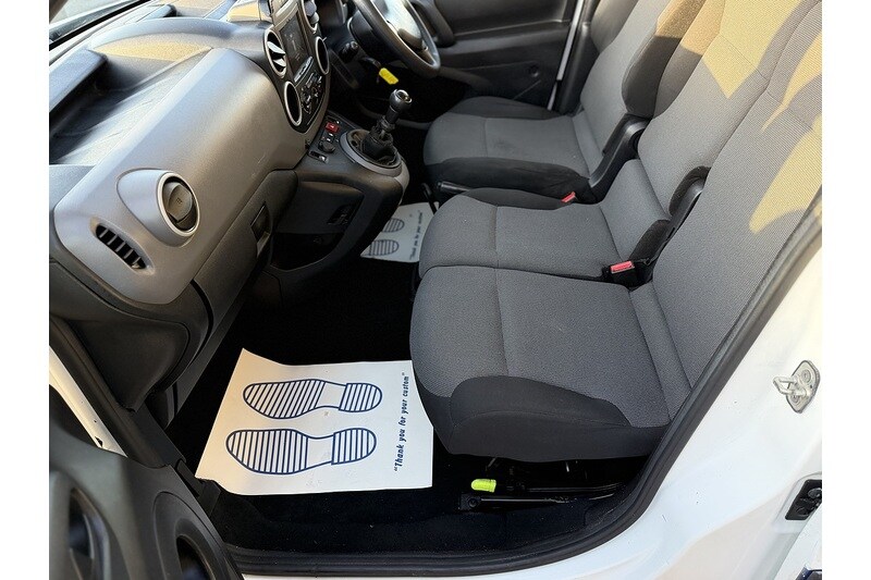 Used Peugeot Partner 2017 for sale - 76638645: Photo 15