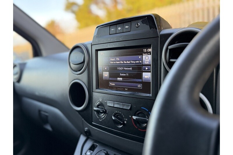 Used Peugeot Partner 2017 for sale - 76638645: Photo 17