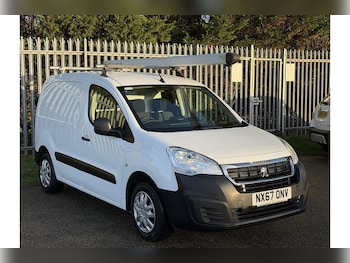 Used Peugeot Partner 2017 for sale - 76638645: Photo