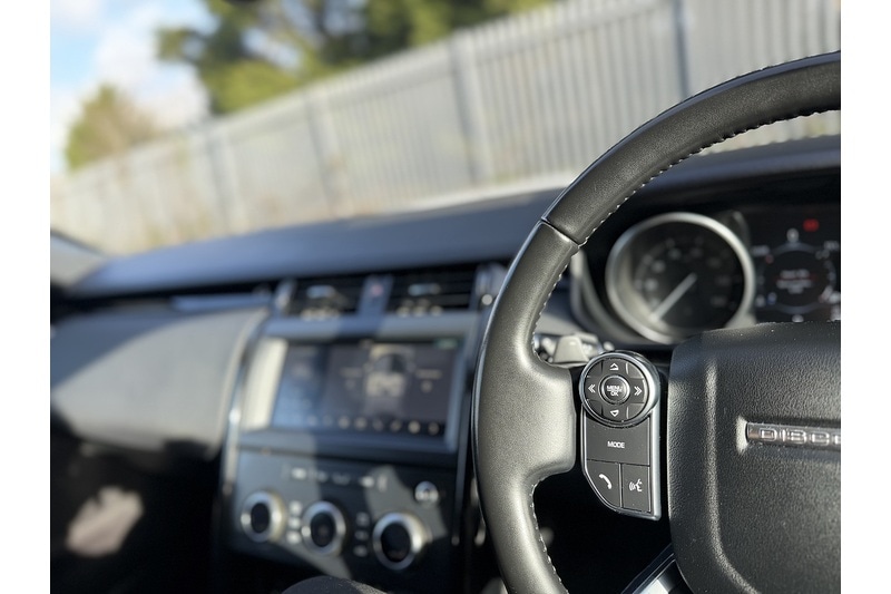 Used Land Rover Discovery 2018 for sale - 77283770: Photo 36