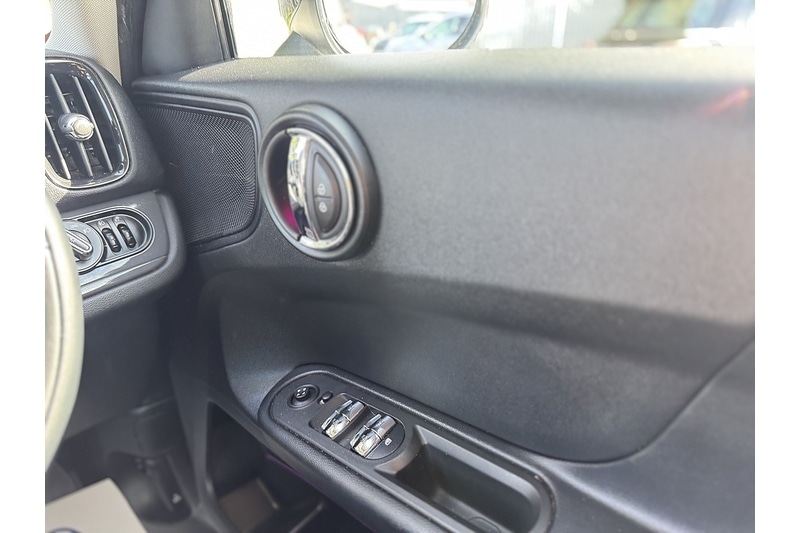 Used MINI Countryman 2018 for sale - 75877880: Photo 33