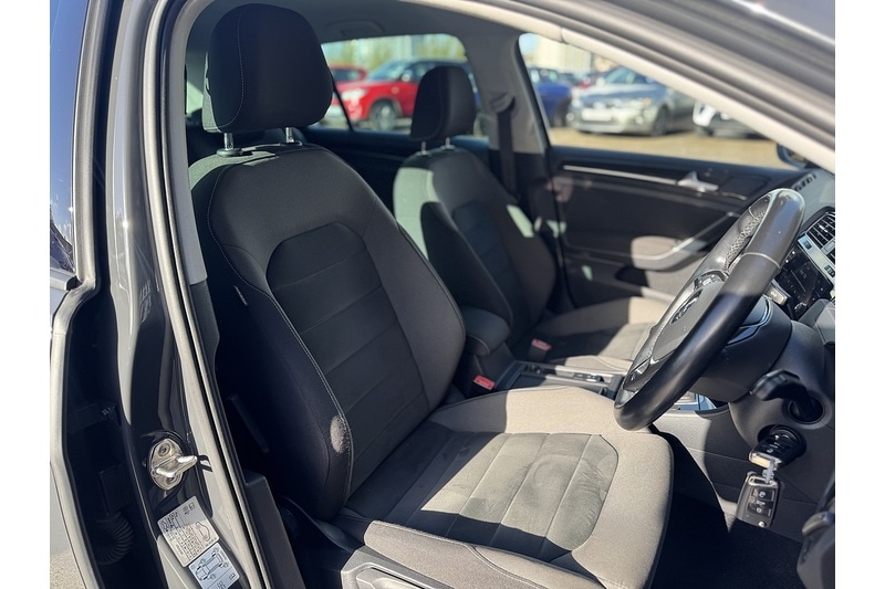 Used Volkswagen Golf 2018 for sale - 76612638: Photo 16