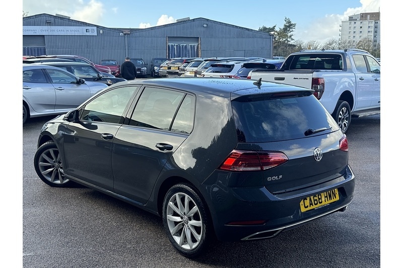 Used Volkswagen Golf 2018 for sale - 76612638: Photo 2
