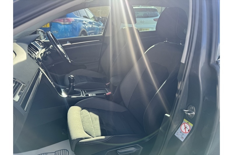 Used Volkswagen Golf 2018 for sale - 76612638: Photo 26