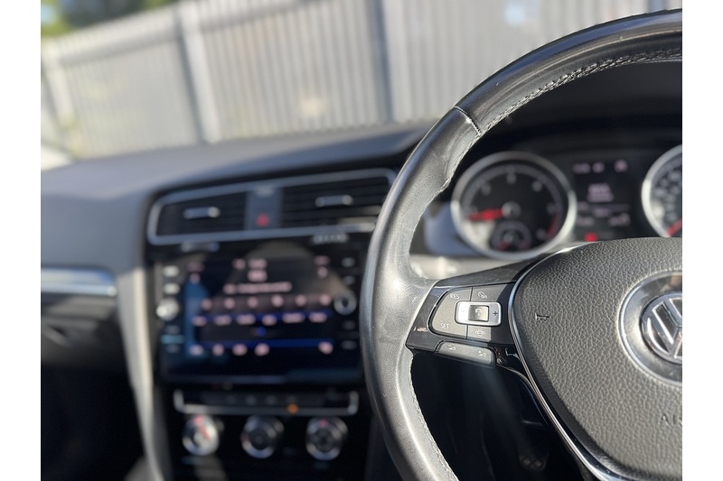 Used Volkswagen Golf 2018 for sale - 76612638: Photo 28