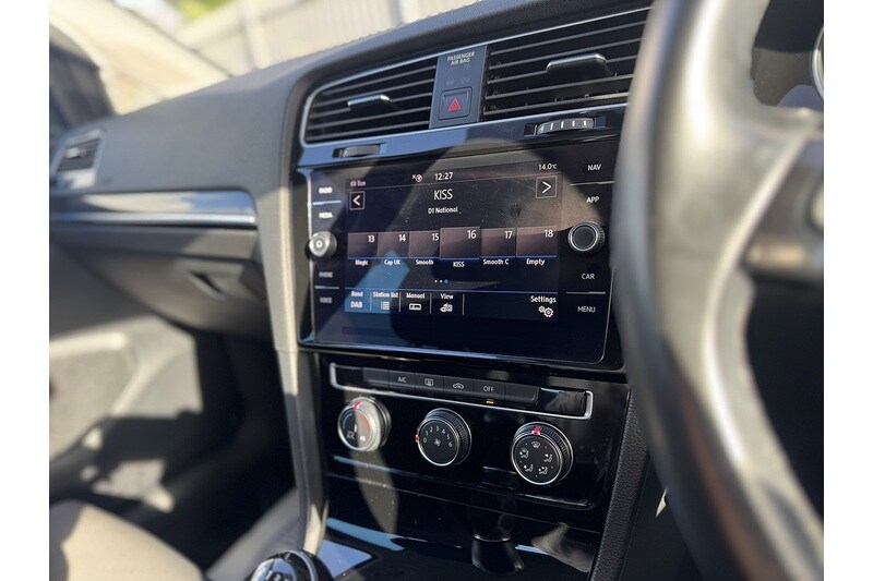 Used Volkswagen Golf 2018 for sale - 76612638: Photo 39