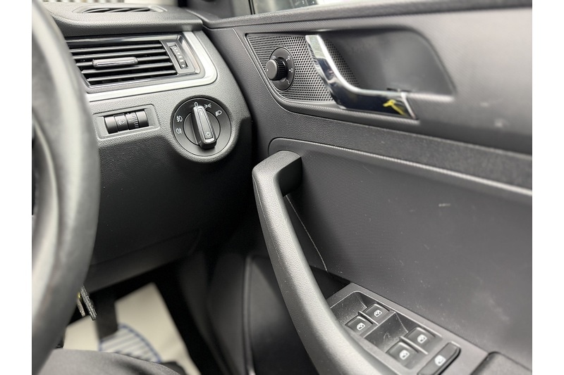 Used Skoda Rapid Spaceback 2016 for sale - 77502669: Photo 32