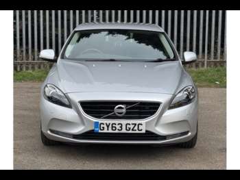 Used Volvo V40 2014 for sale - 73874733: Photo