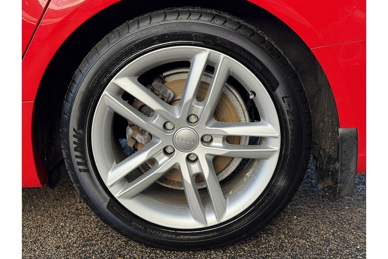 Used Audi A6 Saloon 2017 for sale - 76712102: Photo 13