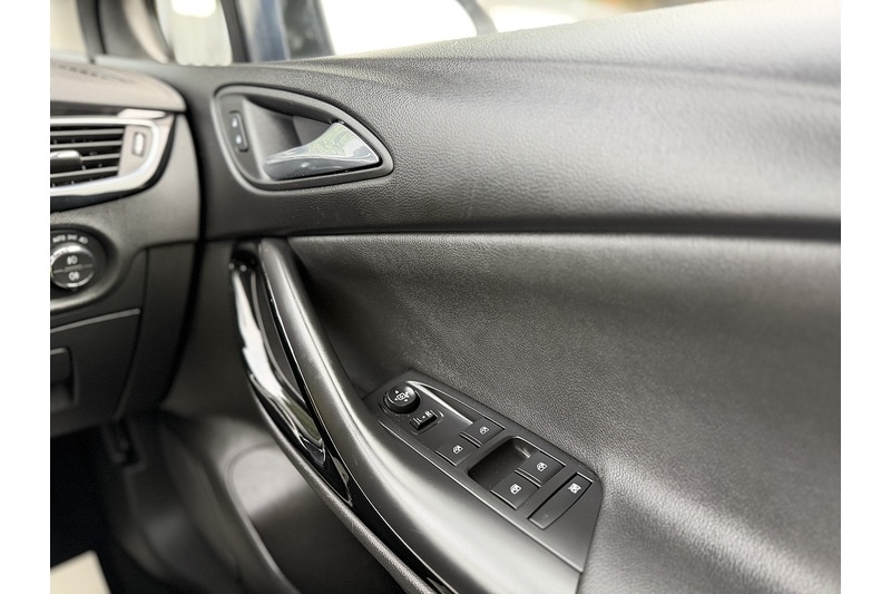 Used Vauxhall Astra 2021 for sale - 76626846: Photo 34