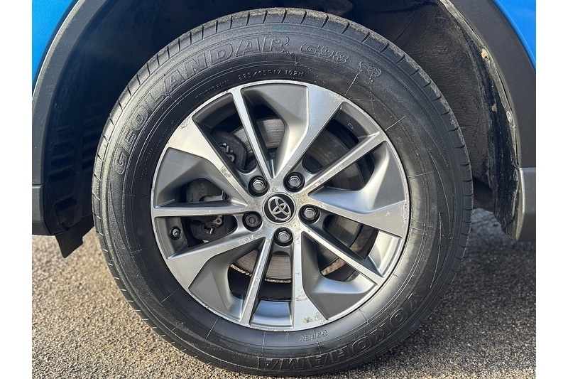 Used Toyota RAV4 2016 for sale - 76280496: Photo 16