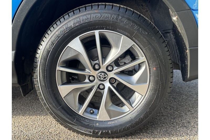 Used Toyota RAV4 2016 for sale - 76280496: Photo 17