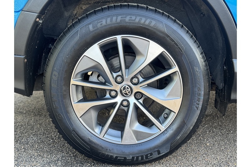 Used Toyota RAV4 2016 for sale - 76280496: Photo 18