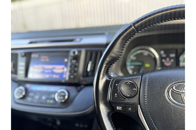 Used Toyota RAV4 2016 for sale - 76280496: Photo 34