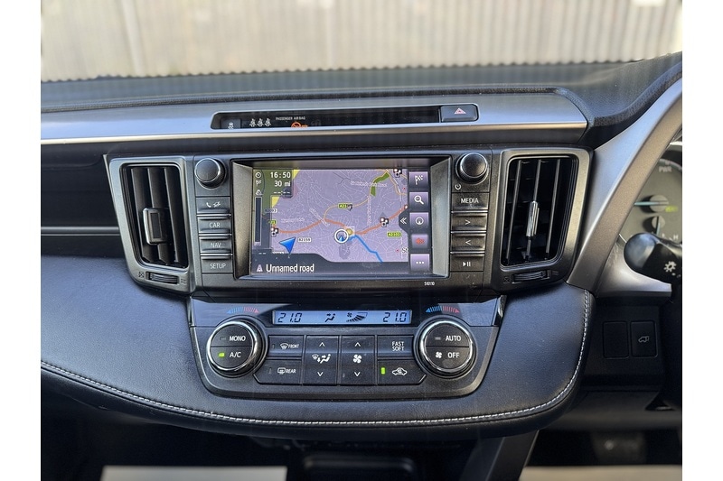 Used Toyota RAV4 2016 for sale - 76280496: Photo 45