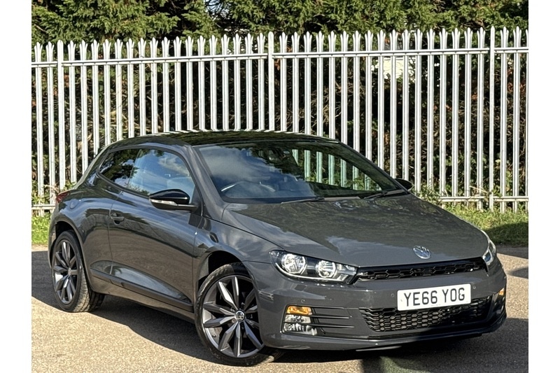 Used Volkswagen Scirocco 2016 for sale - 76157850: Photo 1