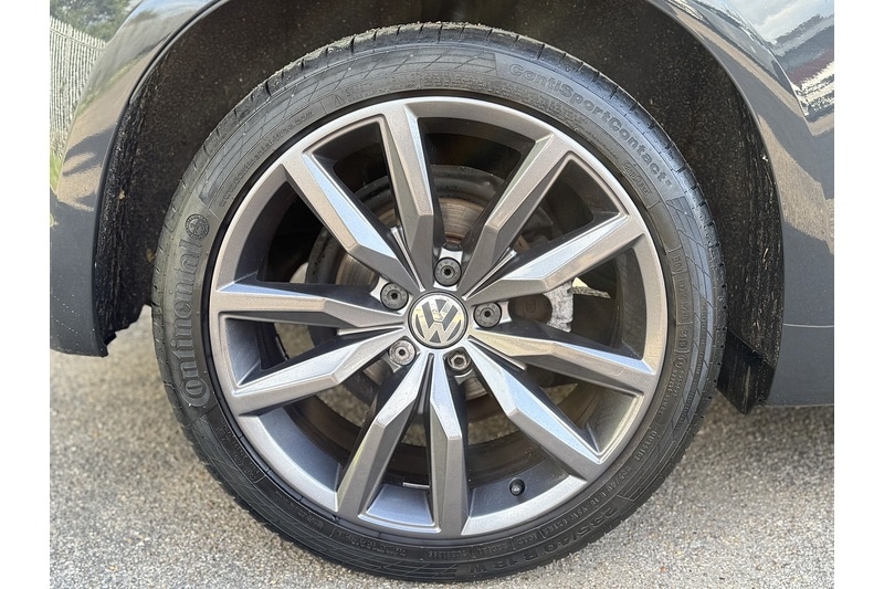 Used Volkswagen Scirocco 2016 for sale - 76157850: Photo 18