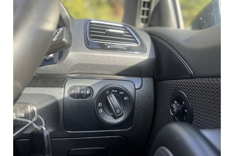 Used Volkswagen Scirocco 2016 for sale - 76157850: Photo 31