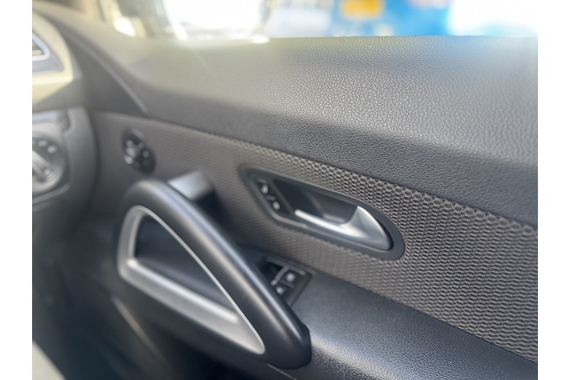 Used Volkswagen Scirocco 2016 for sale - 76157850: Photo 36