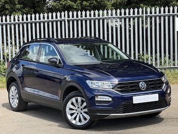 Used Volkswagen T-Roc 2019 for sale - 78521554: Photo