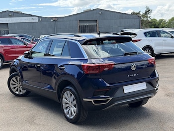 Used Volkswagen T-Roc 2019 for sale - 78521554: Photo
