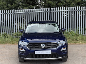 Used Volkswagen T-Roc 2019 for sale - 78521554: Photo