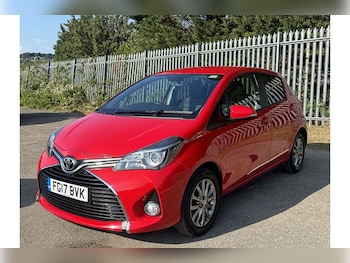 Used Toyota Yaris 2017 for sale - 75304457: Photo