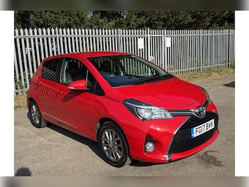 Used Toyota Yaris 2017 for sale - 75304457: Photo