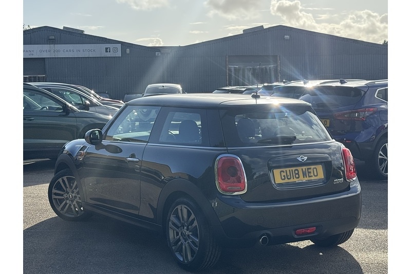 Used MINI Hatch 2018 for sale - 75728064: Photo 2