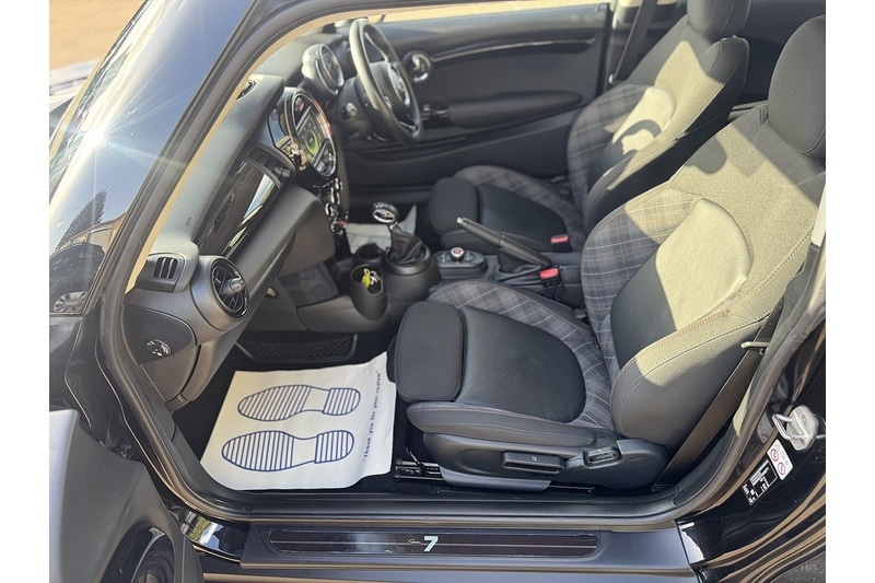 Used MINI Hatch 2018 for sale - 75728064: Photo 22