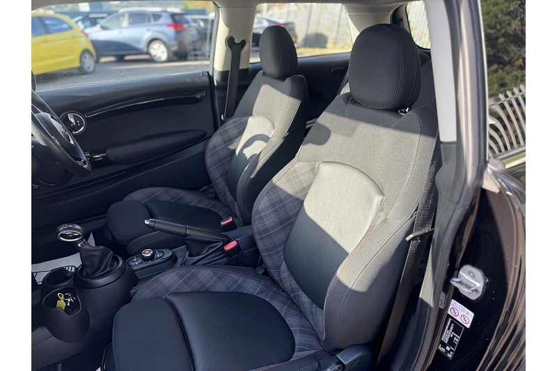 Used MINI Hatch 2018 for sale - 75728064: Photo 27