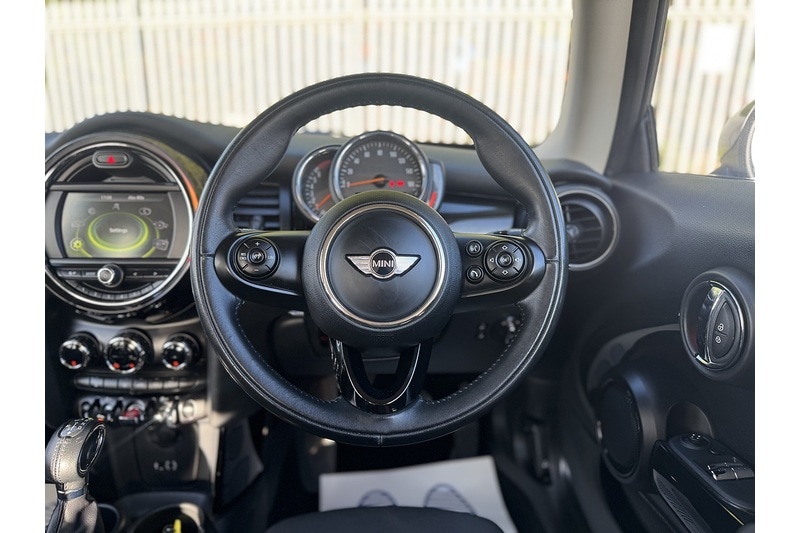 Used MINI Hatch 2018 for sale - 75728064: Photo 29