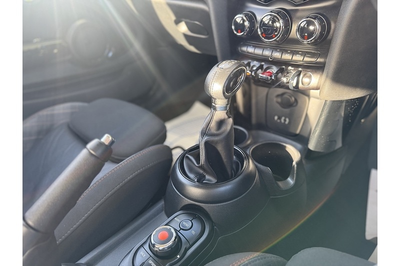 Used MINI Hatch 2018 for sale - 75728064: Photo 33