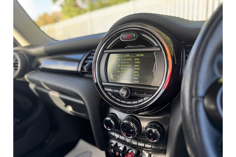 Used MINI Hatch 2018 for sale - 75728064: Photo 39