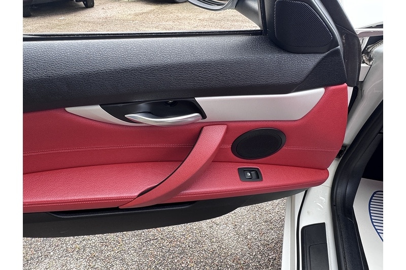 Used BMW Z4 2011 for sale - 76778026: Photo 26