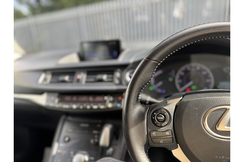 Used Lexus CT 2015 for sale - 75643120: Photo 32