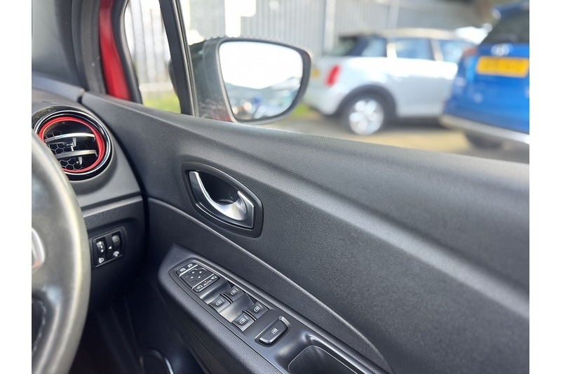 Used Renault Captur 2019 for sale - 76547323: Photo 30