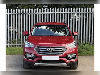 Used Hyundai Santa Fe 2017 for sale - 77917264: Photo